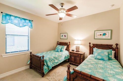 14334 Tuscany Pointe Trl, Naples FL 34120-6002 exterior