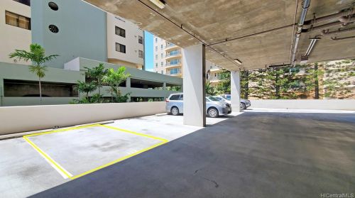 1226 Alexander St, Honolulu HI  96826-1238 exterior