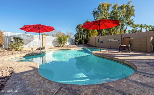 1700 Park Ave, Chandler AZ  85225-1687 exterior