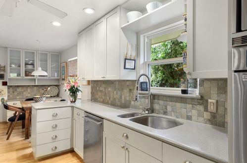 6244 Chesley Ln, Dallas TX  75214-2117 exterior