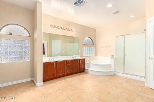 34113 24 Dr, Phoenix AZ 85085-5028 exterior