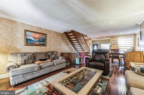 742 Johnston St, Philadelphia PA 19148-4943 exterior