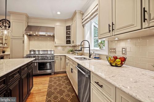 624 Live Oak Dr, Mc Lean VA 22101-1563 exterior