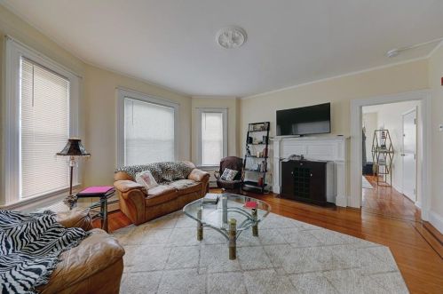 141 Governor St, Providence RI 02906-3058 exterior