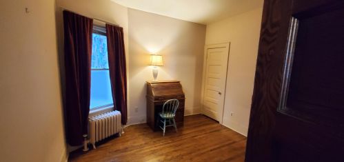 2727 Prospect Ave, Milwaukee WI 53211-3769 exterior