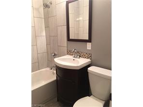 612 Glendale St, Cleveland OH  44146-3252 exterior