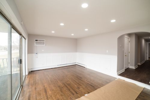 14423 Lincoln Ave, Dolton IL 60419-1818 exterior