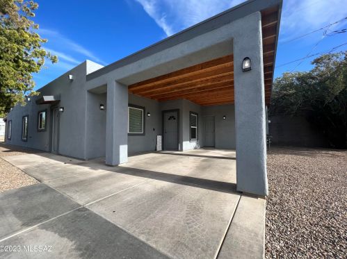 226 King Rd, Tucson AZ 85705-3217 exterior