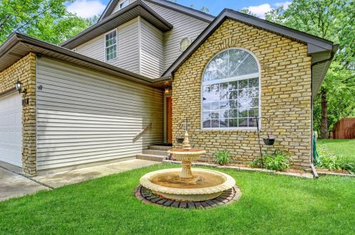 1824 Barthelone St, Joliet, IL 60403-2026