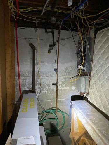 53 Cumerford St, Providence RI 02909-3009 exterior