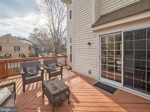 3801 Elbert Ave, Alexandria VA 22305-2058 exterior