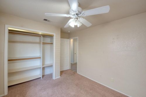 3927 Paula Ct, Turlock CA  95382-8507 exterior