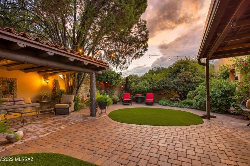 2100 4 St, Tucson AZ 85705-7806 exterior