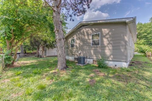 3656 Delor St, Saint Louis MO 63111-1646 exterior