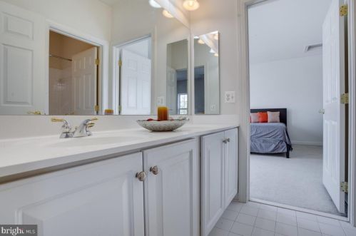 16803 Blue Indigo Ct, Accokeek MD 20607-3484 exterior