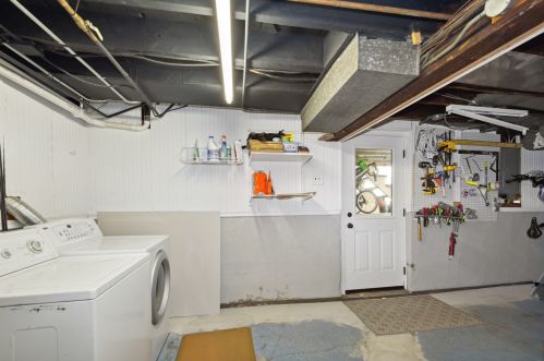 1338 Grace St, Chicago IL  60613-2825 exterior