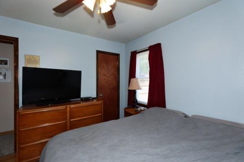 2106 107, Milwaukee WI 53226-2304 exterior