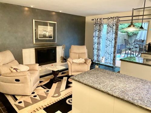 2315 Marbury Rd, Pittsburgh PA 15221-3672 exterior