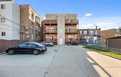 6640 Kimbark Ave, Chicago IL  60637-4683 exterior