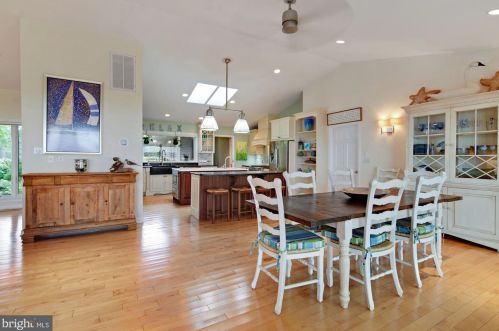 24842 Deepwater Point Dr, Saint Michaels MD 21663-2319 exterior