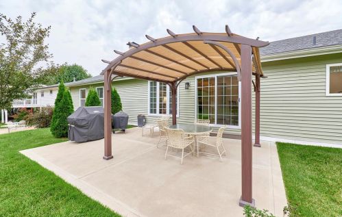 10926 Mugan Dr, Saint Louis MO 63123-5915 exterior