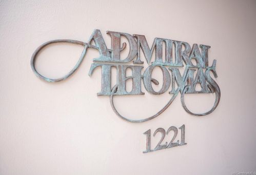 1221 Victoria St, Honolulu HI  96814-1430 exterior