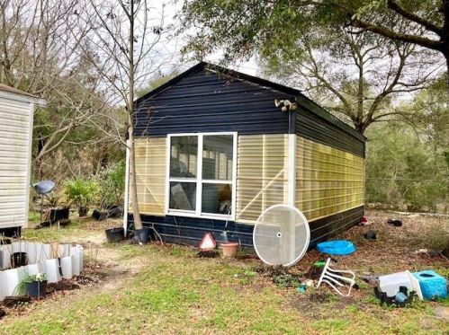 8388 Us Hwy 90, Defuniak Springs FL 32433-1497 exterior