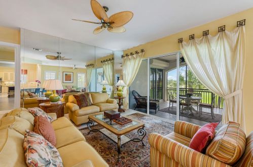 9018 Cascada Way, Naples, FL 34114-6460