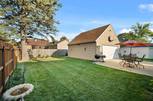 2188 81, Milwaukee WI 53219-3539 exterior