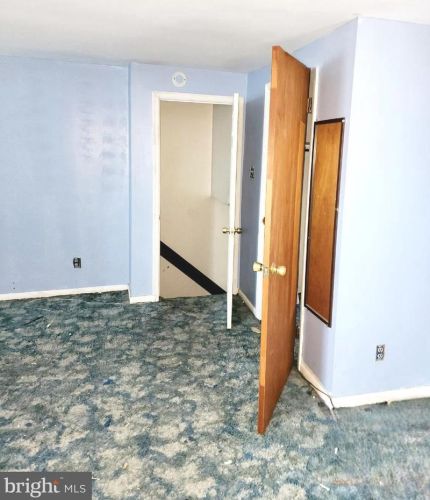 1121 Hancock St, Philadelphia PA 19133-3830 exterior