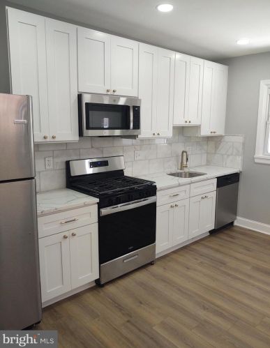 616 Godfrey Ave, Philadelphia PA 19126-3834 exterior