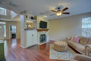 72 Apple Springs Cir, Spring TX  77382-5744 exterior