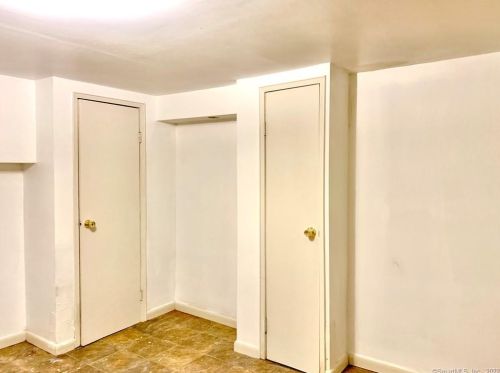 210 Pierremount Ave, New Britain CT  06053-2366 exterior