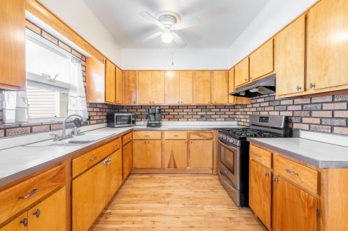 3010 Natchez Ave, Chicago IL 60634-4951 exterior