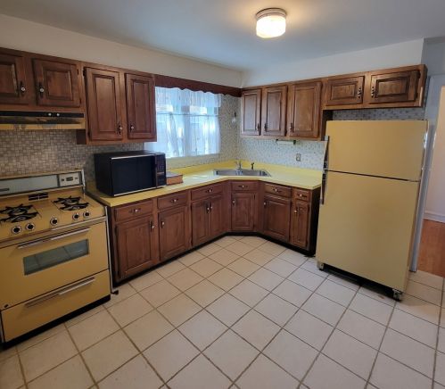 4427 Mason Ave, Chicago IL 60630-1912 exterior