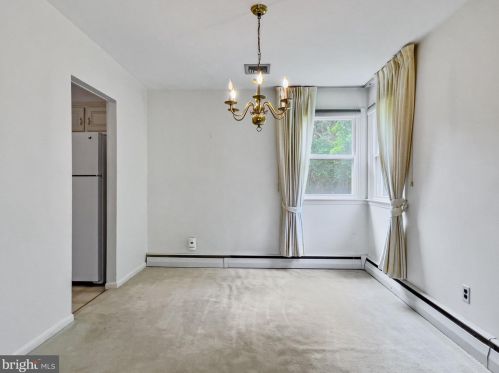 336 Ainslie Rd, Huntingdon Valley PA 19006-8701 exterior