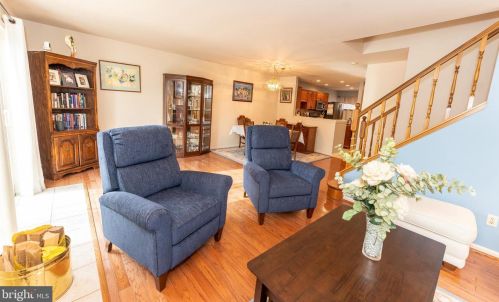 242 Stonebridge Blvd, New Castle DE 19720-6711 exterior