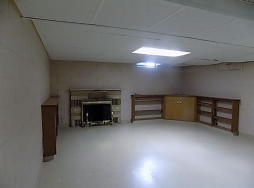 488 Ruddiman Dr, Meskegon MI 49445-3041 exterior