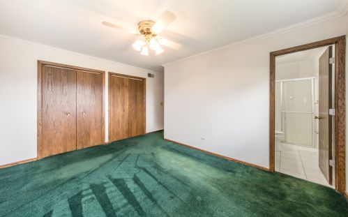 4558 Maria Ct, Chicago IL 60656-4255 exterior