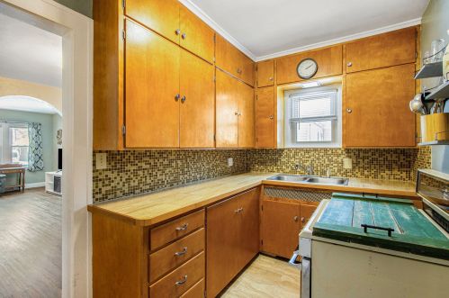 3226 Miami Ave, Kalamazoo MI  49048-1219 exterior