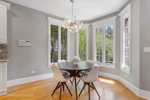 1619 Sunset Rdg Rd, Glenview IL 60025-2209 exterior