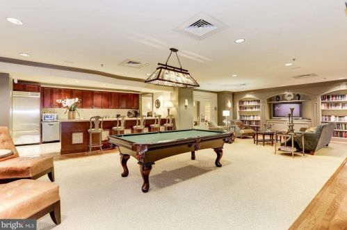 1450 Emerson Ave, Mc Lean VA  22101-5746 exterior