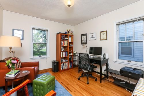 1360 Hartford Ave, Saint Paul MN 55116-1648 exterior