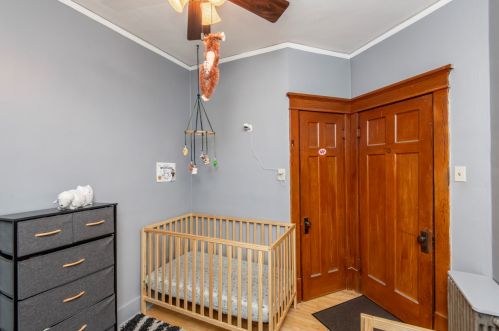 325 Montana St, Milwaukee WI 53219-3077 exterior