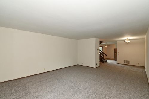 9027 70, Milwaukee WI 53223-2151 exterior