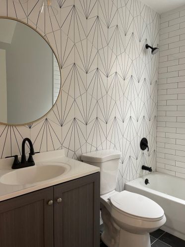 6015 Wolcott Ave, Chicago IL 60660-2315 exterior