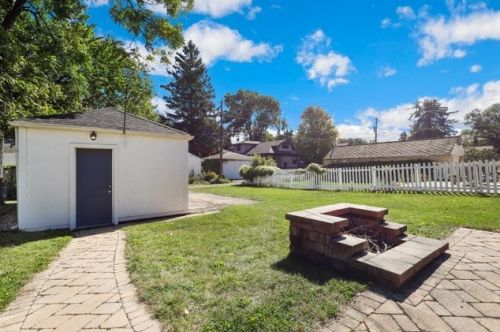 716 Cornelia St, Joliet IL exterior