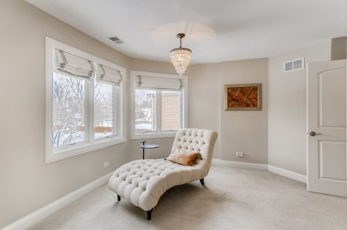 252 Grantley Ave, Elmhurst IL 60126-2237 exterior