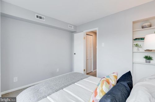 834 Kater St, Philadelphia PA 19147-1851 exterior