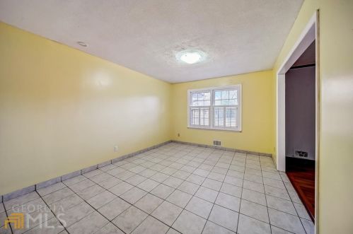 2128 Rockdale Cir, Lithonia GA 30078-3450 exterior